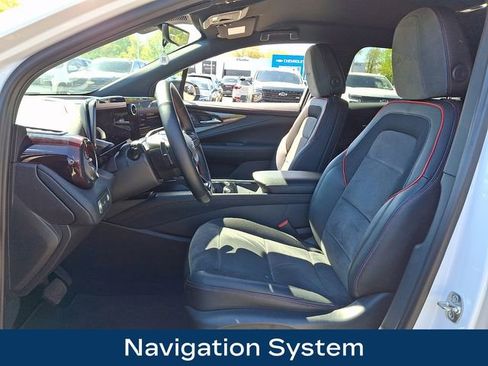 Used 2024 Chevrolet Blazer EV RS AWD/4WD image 2