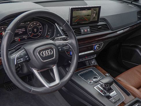 Used 2020 Audi Q5 Prestige image 7