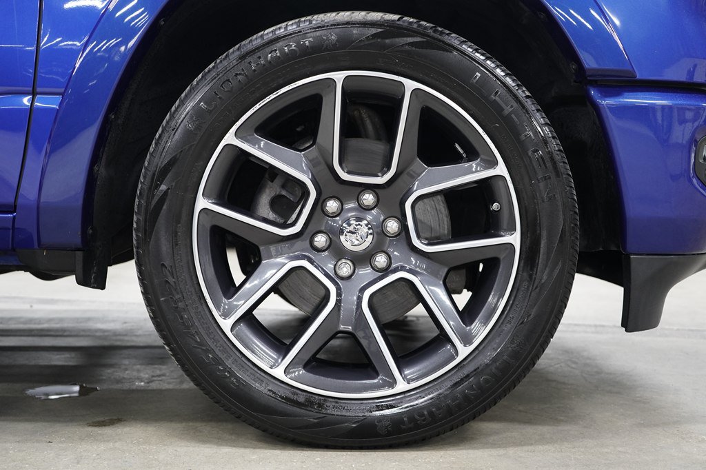 Used 2019 RAM 1500 Laramie RWD image 35