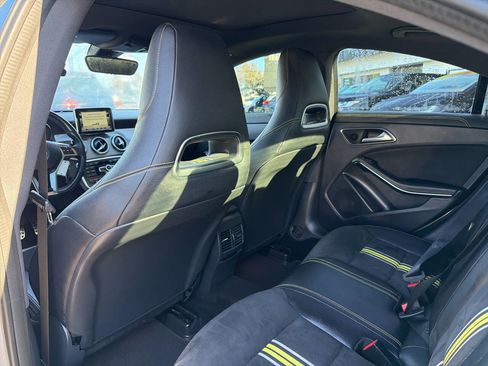 Used 2014 Mercedes-Benz CLA 250 4MATIC image 21