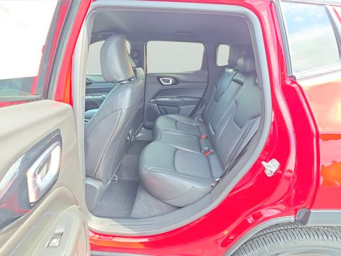 New 2026 Jeep Compass Latitude AWD/4WD image 16