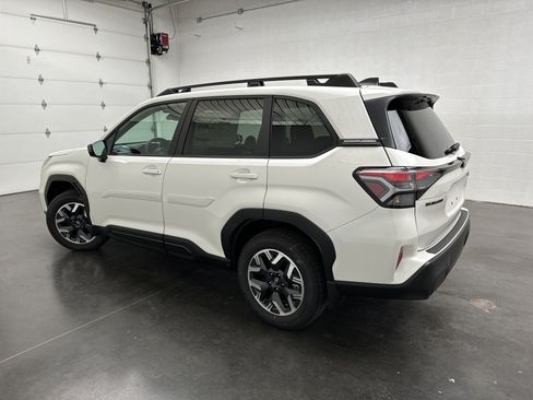 New 2026 Subaru Forester Premium AWD/4WD image 6