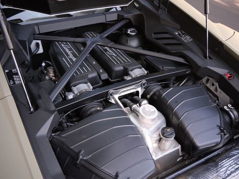 Used 2023 Lamborghini Huracan Tecnica RWD image 24