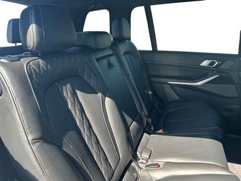 New 2026 BMW X7 xDrive40i image 24