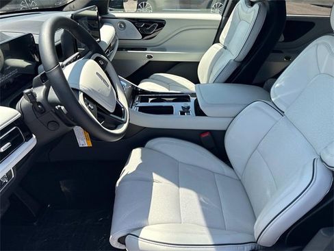 New 2025 Lincoln Aviator Black Label w/ Black Label Special Edition image 25