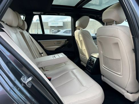 Used 2017 BMW 330i xDrive Wagon image 25