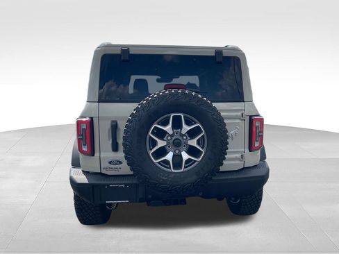 Used 2025 Ford Bronco Badlands AWD/4WD image 4