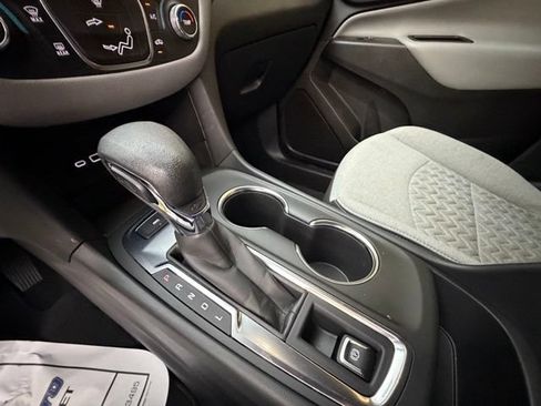Used 2024 Chevrolet Equinox LS w/ Midnight Edition AWD/4WD image 22