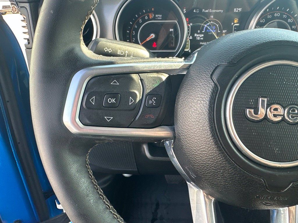 Used 2023 Jeep Gladiator Rubicon w/ Cold Weather Group AWD/4WD image 16