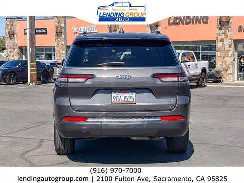 Used 2023 Jeep Grand Cherokee L Limited RWD image 3