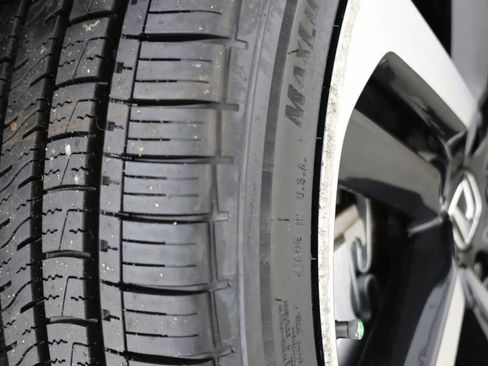 Used 2018 Honda Accord Sport image 13