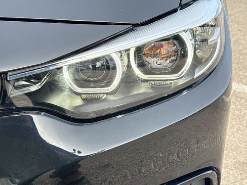 Used 2020 BMW 430i xDrive Coupe w/ Convenience Package image 9