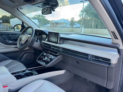 Used 2021 Lincoln Corsair AWD w/ Rear Removable Package Tray image 26