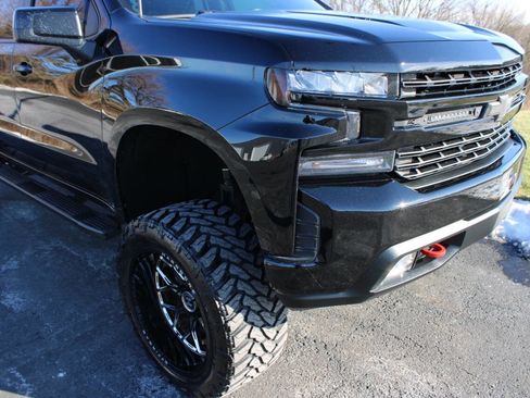 Used 2022 Chevrolet Silverado 1500 LT Trail Boss w/ Bed Protection Package image 3