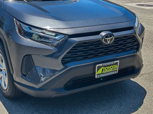 Used 2025 Toyota RAV4 LE FWD image 5