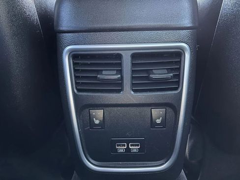 Used 2017 Dodge Charger R/T w/ Plus Group image 32