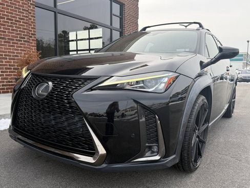 Used 2019 Lexus UX 200 F Sport image 10