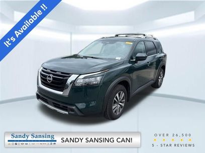 Used 2025 Nissan Pathfinder SL