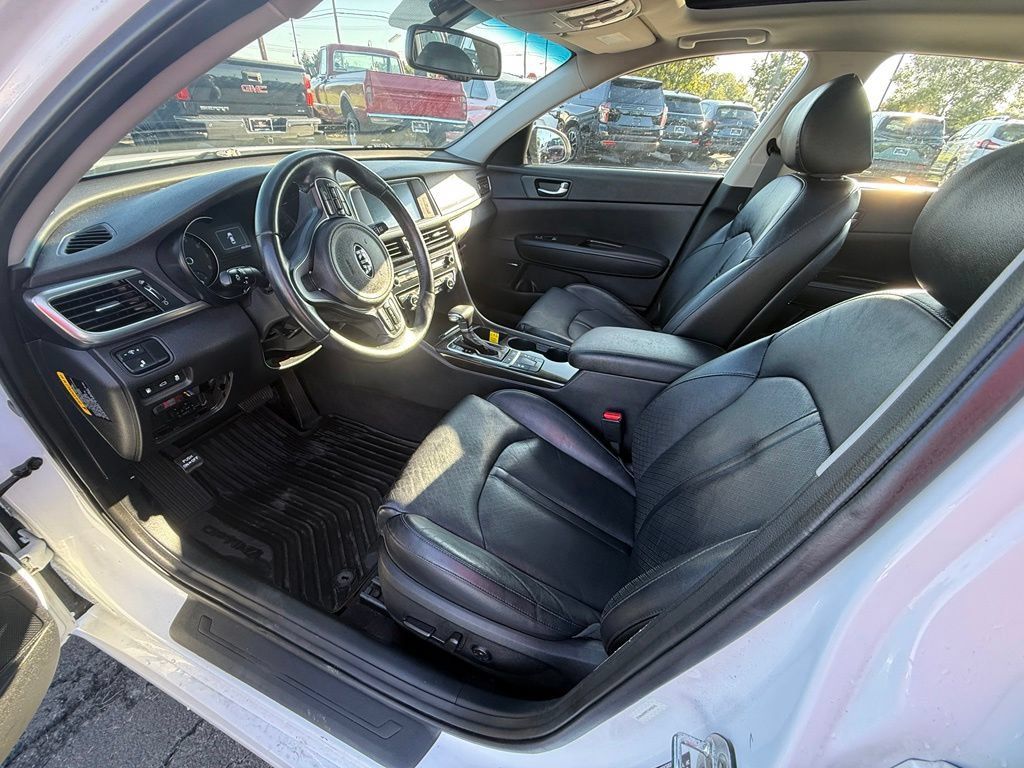 Used 2016 Kia Optima EX w/ Premium Package FWD image 10