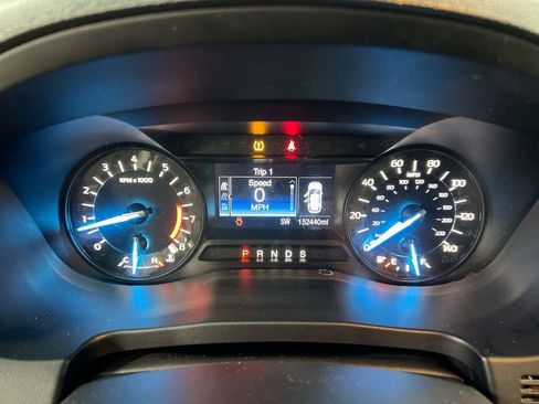 Used 2017 Ford Explorer FWD image 12