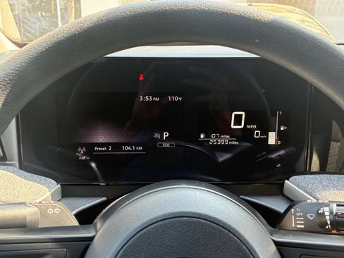 Used 2026 Nissan Kicks SV FWD image 39