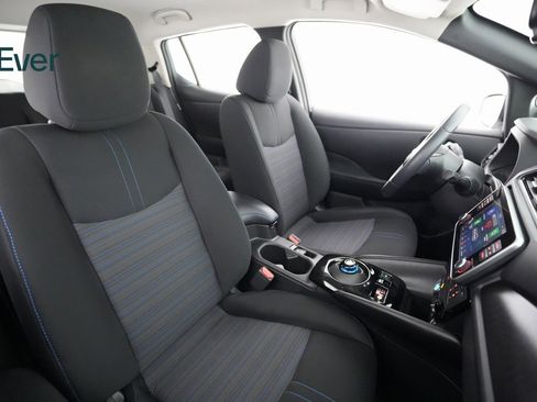 Used 2023 Nissan Leaf SV Plus image 8