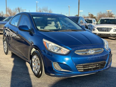 Used 2015 Hyundai Accent GLS image 4