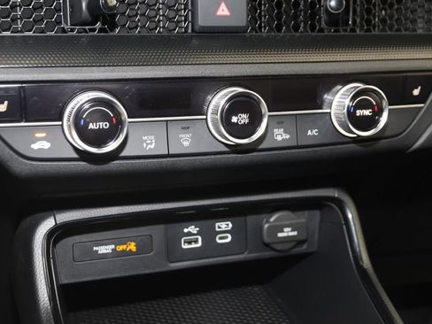 Used 2024 Honda CR-V EX image 26