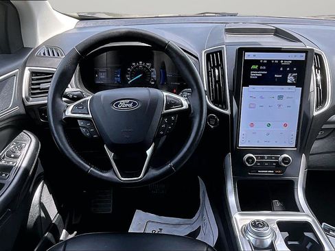 Used 2024 Ford Edge SEL w/ Convenience Package AWD/4WD image 5