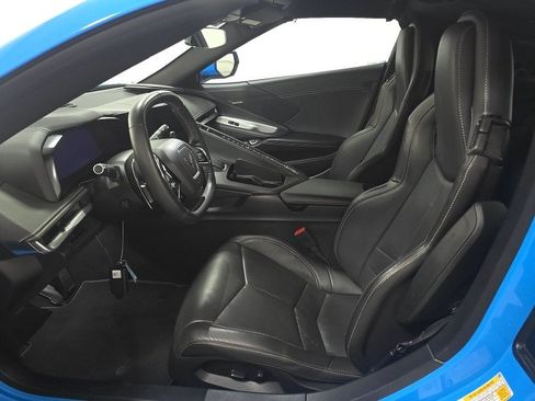 Used 2023 Chevrolet Corvette Stingray Coupe w/ 1LT RWD image 7