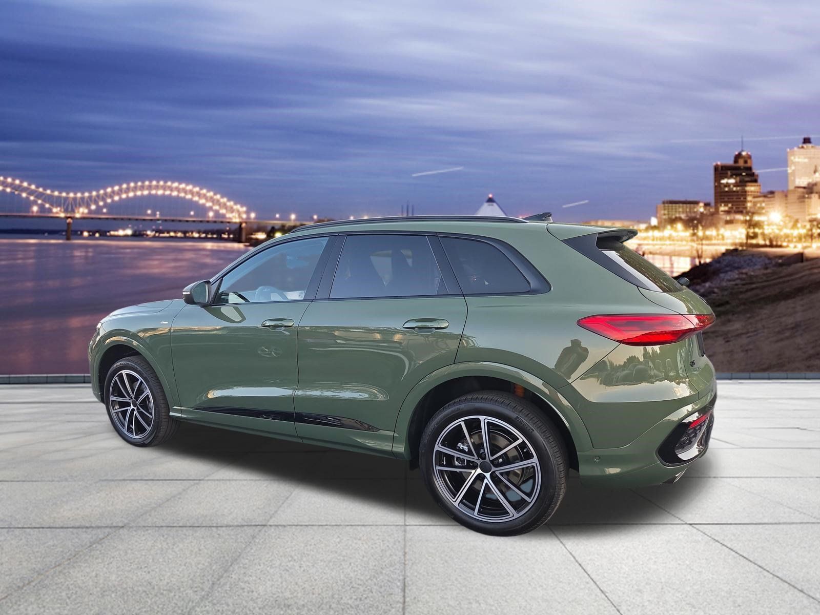 New 2026 Audi Q5 Premium Plus AWD/4WD image 3