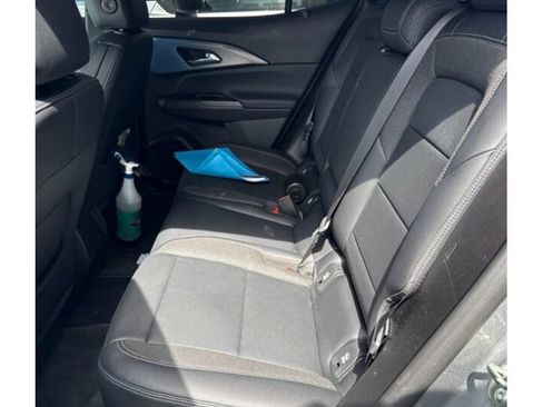 Used 2025 Chevrolet Equinox EV LT AWD/4WD image 6