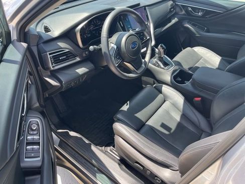 Used 2023 Subaru Outback Touring AWD/4WD image 13