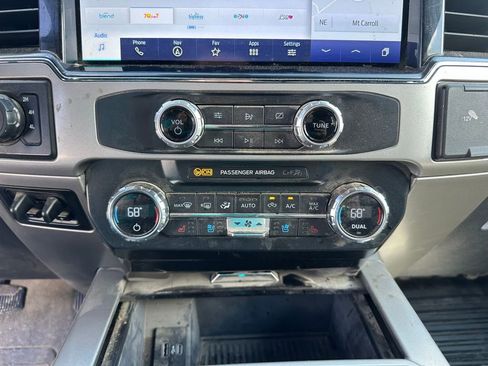 Used 2022 Ford F350 Lariat w/ Chrome Package image 25