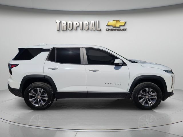 New 2027 Chevrolet Equinox LT FWD image 6