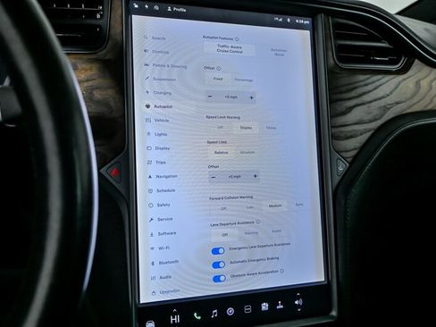 Used 2018 Tesla Model X 100D image 33