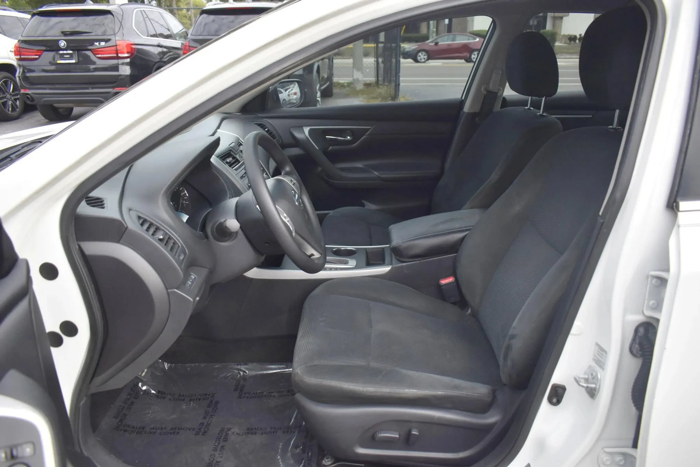 Used 2015 Nissan Altima 2.5 S w/ Power Driver Seat Package FWD image 9