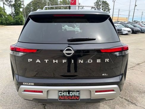 Used 2023 Nissan Pathfinder SL FWD image 7