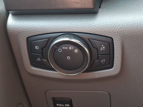 Used 2018 Ford F150 XLT AWD/4WD image 23