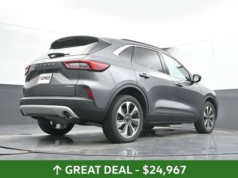 Used 2024 Ford Escape Platinum AWD/4WD image 24