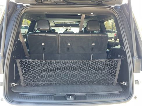 Used 2023 Jeep Wagoneer 4WD w/ Premium Group I image 14