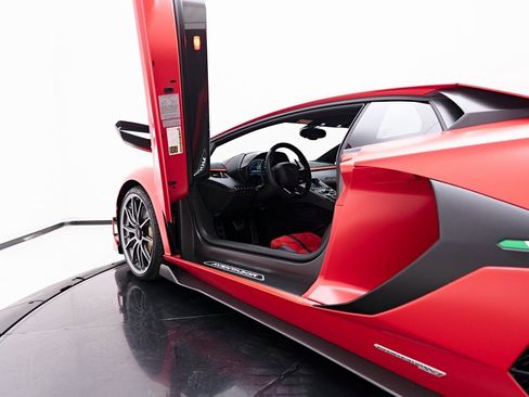Used 2019 Lamborghini Aventador SVJ image 61
