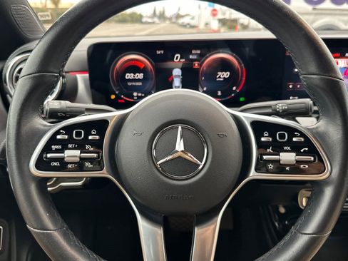 Used 2021 Mercedes-Benz CLA 250 image 22