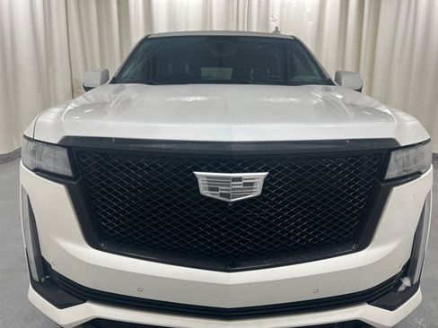 Used 2021 Cadillac Escalade Sport Platinum w/ Heavy-Duty Trailer Package image 8