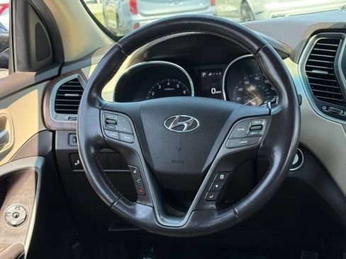 Used 2018 Hyundai Santa Fe Sport 2.0T FWD image 6