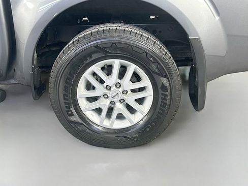 Used 2021 Nissan Frontier SV w/ SV Utility Package AWD/4WD image 32