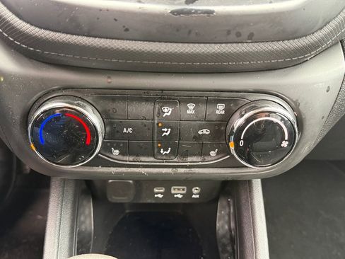 Used 2021 Chevrolet TrailBlazer LT w/ Driver Confidence Package AWD/4WD image 26
