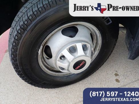 Used 2023 GMC Sierra 3500 Pro w/ Convenience Package AWD/4WD image 9