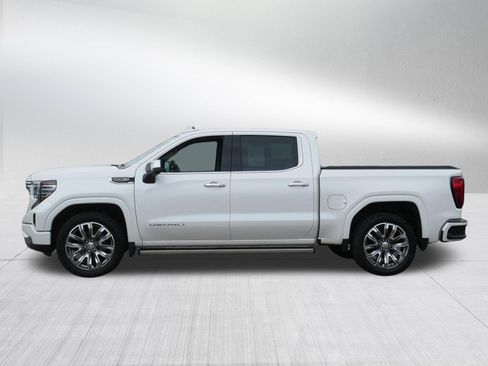 Certified 2023 GMC Sierra 1500 Denali w/ Denali Reserve Package AWD/4WD image 4