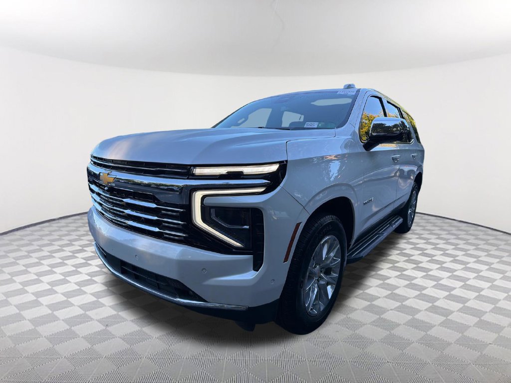 Used 2025 Chevrolet Tahoe Premier w/ Sun And Tow Package RWD image 1